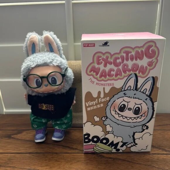 Pop Mart Labubu - Picture 1 of 4